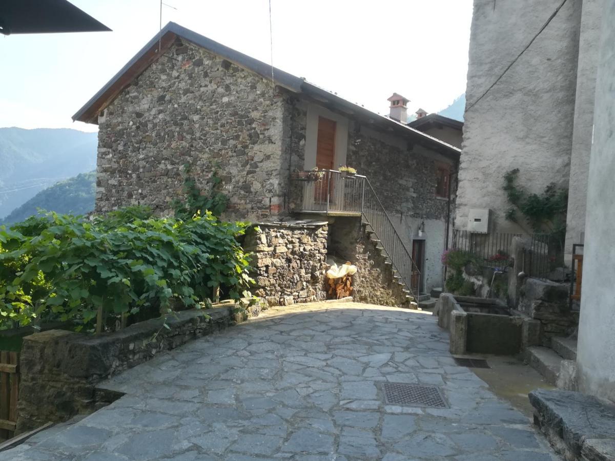 Villa La Piccionaia Varallo Exterior foto